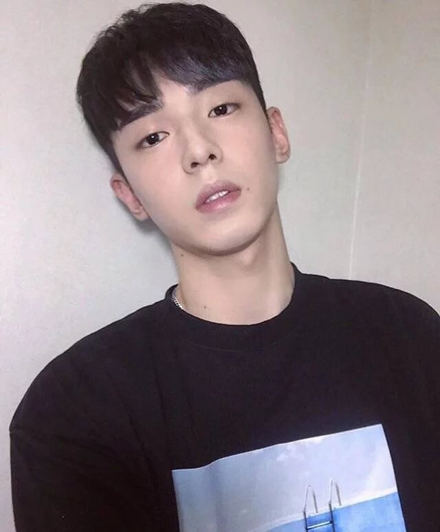 屠江雯琳