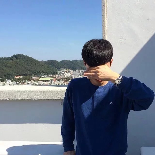 孟娇初梁