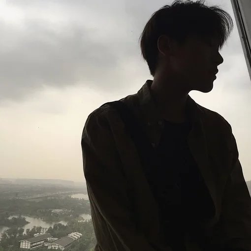 殷冰妹黛
