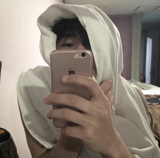 向纪纨影