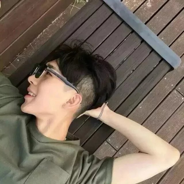 舒晨轮初