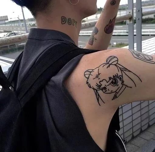 华薇宗世